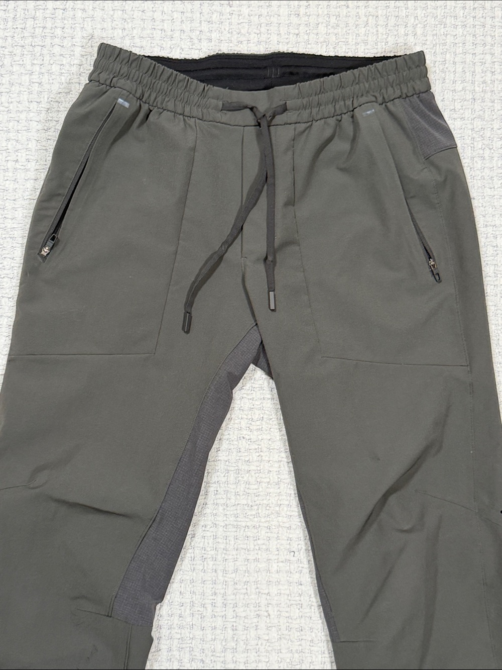 Mens Lululemon Graphite Gray Joggers Pants Size Medium
